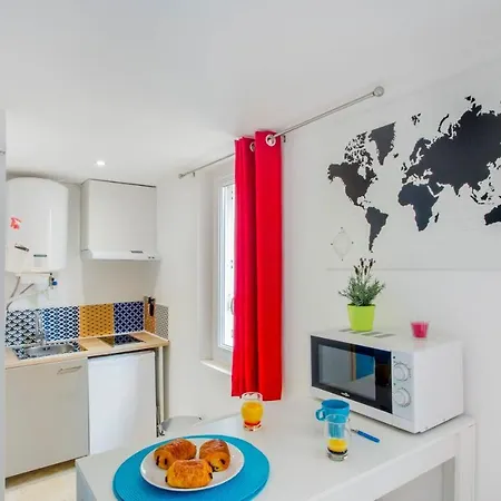 Le Saint Louis Blue Bulldog 公寓 耶尔